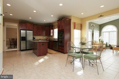 1546 Star Stella Dr, Odenton, MD 21113 - photo 5