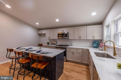 8305 Cobden Rd, Glenside, PA 19038 - photo 4