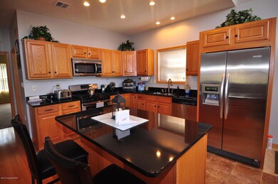 22 Shoshone Cir, Jim Thorpe, PA 18229 - photo 3