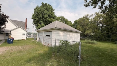 185 N Lake St, Harrison, MI 48625 - photo 6