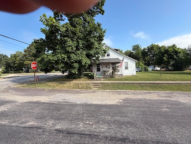 230 W 2nd St, Mountain View, MO 65548 - photo 2