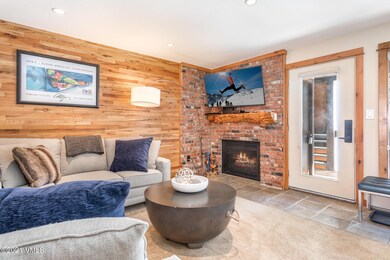 Vail Racquet Club 15#7 MLS-20