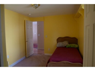 46 Walnut St, Burlington, VT 05401 - photo 7