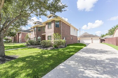 909 High Ridge Dr, Friendswood, TX 77546 - photo 2