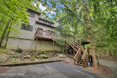 259 Sandlewood Dr, East Stroudsburg, PA 18301 - photo 4