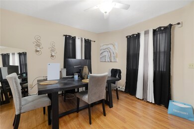 1st Fl R Dining Area