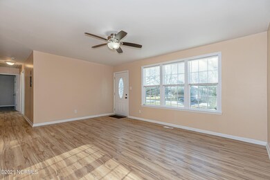 1400 Davis St, Jacksonville, NC 28540 - photo 4