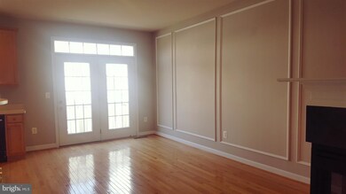 747 Collington Ct, Woodbridge, VA 22191 - photo 6