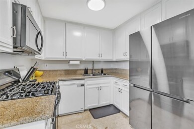5115 Kester Ave unit 22, Sherman Oaks, CA 91403 - photo 2