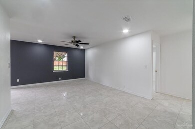 602 W Merida St, Weslaco, TX 78599 - photo 4