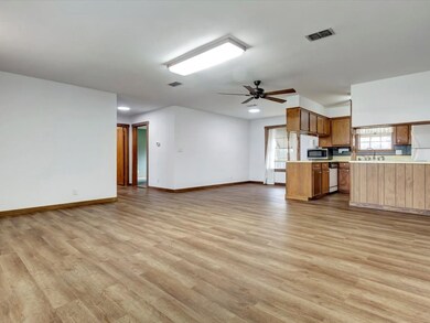 207 Cr 8201 (Shields Dr ), Nacogdoches, TX 75964 - photo 5