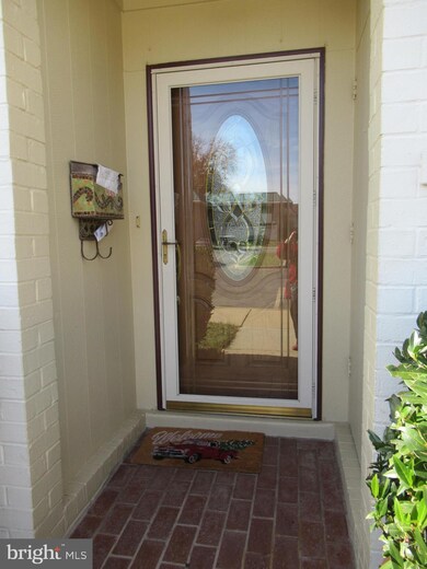 3550 Chiswick Ct, Silver Spring, MD 20906 - photo 4