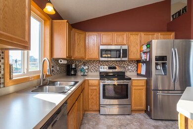 1019 Danube Ave-8128