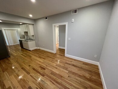 374 Oxford St unit 6, Cambridge, MA 02140 - photo 3