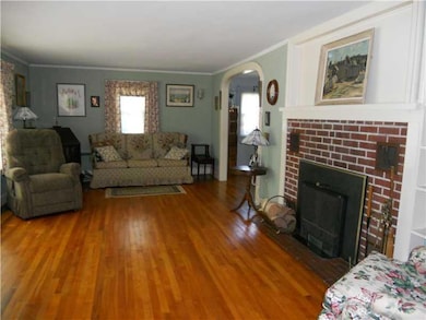 17 Limerock St, Camden, ME 04843 - photo 2