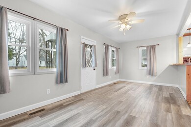 Sigel_Ave_201_BattleCreek_49037-4