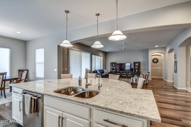 KITCHEN 8