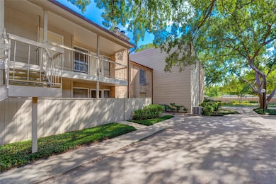 2110 Wilcrest Dr unit 239, Houston, TX 77042 - photo 5