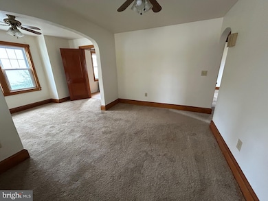 711 E Market St, Mc Connellsburg, PA 17233 - photo 3