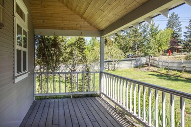 1200 1208 Nw Baltimore Ave, Bend, OR 97703 - photo 4