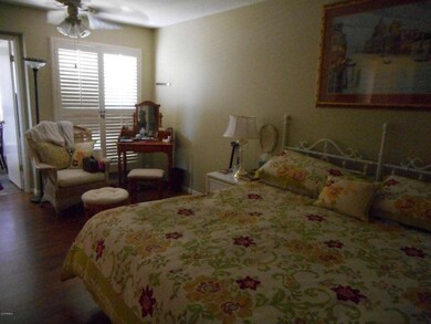MASTERBEDROOM