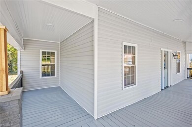 1504 Franklin Ave, High Point, NC 27260 - photo 2