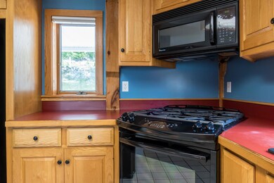 14-Kitchen (5 of 6)