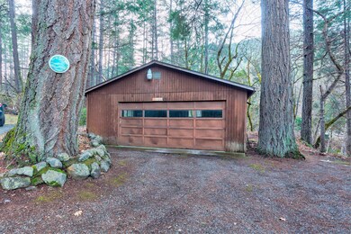740 GARAGE