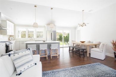 1995 Ruth Rd, Mattituck, NY 11952 - photo 5