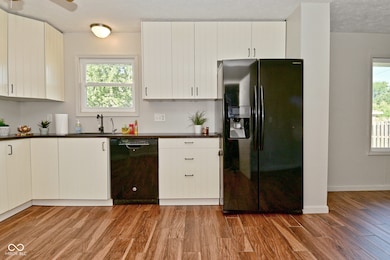 180 Briar Hill Dr, Whiteland, IN 46184 - photo 6