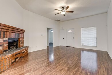 7829 Cardinal Ct, North Richland Hills, TX 76180 - photo 2