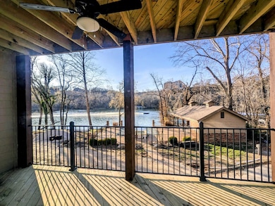 Deck View