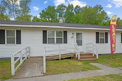 8858 Smithfield Apartments Ln, Smithfield, VA 23430 - photo 2