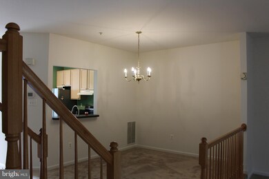 21223 Owls Nest Cir, Germantown, MD 20876 - photo 6