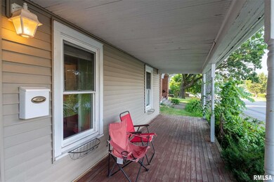 1714 N Marquette St, Davenport, IA 52804 - photo 3