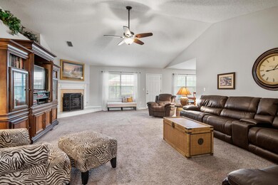 8040 Kilkelly Ln S, Jacksonville, FL 32244 - photo 5