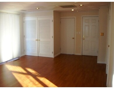 21 Skilton Ln unit 21, Burlington, MA 01803 - photo 5