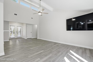 8199 Cayuga Trail W, Jacksonville, FL 32244 - photo 7