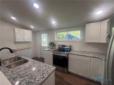 23912 E 2nd St, Grand Rapids, OH 43522 - photo 7