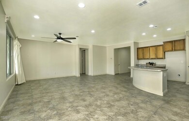 7184 W Noble Prairie Way-large-007-008-K