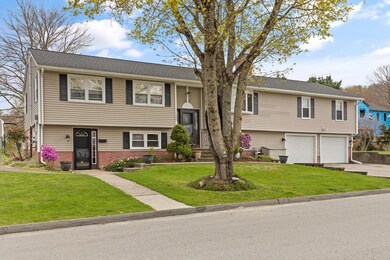 136 Derby St, Worcester, MA 01604 - photo 2