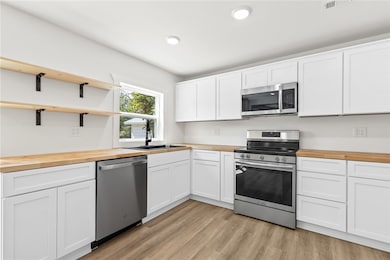 8020 Orchard Point, Harrison, AR 72601 - photo 7