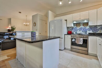 11 Rainbow Ave, MerriMacK, NH 03054 - photo 3