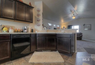 6658 E Gardenia Ln, Nampa, ID 83687 - photo 7