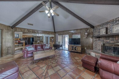 7713 Wolf Hollow, Millsap, TX 76066 - photo 4