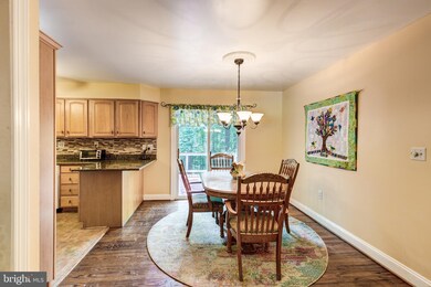 1323 Woodridge Ln, Sykesville, MD 21784 - photo 7