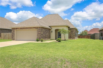 1870 Poeyfarre Dr, Lake Charles, LA 70611 - photo 2