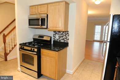 4027 Chesterwood Dr, Silver Spring, MD 20906 - photo 7