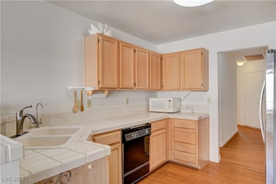 7636 Sea Cliff Way, Las Vegas, NV 89128 - photo 4