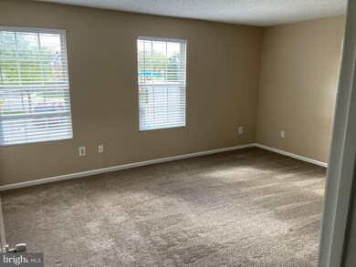 9330 Niki Place unit 202, Manassas, VA 20110 - photo 5